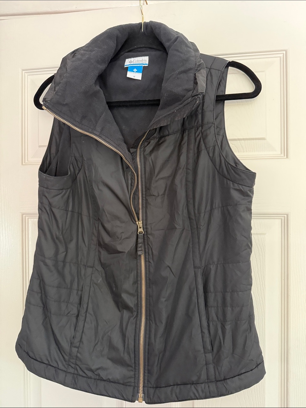 Columbia Women's Black Zip-Front Vest